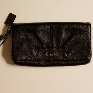 Unique Coach Wristlet